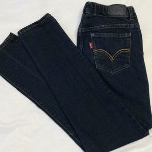 Super Skinny Levis. Dark wash. 12reg. Great cond.